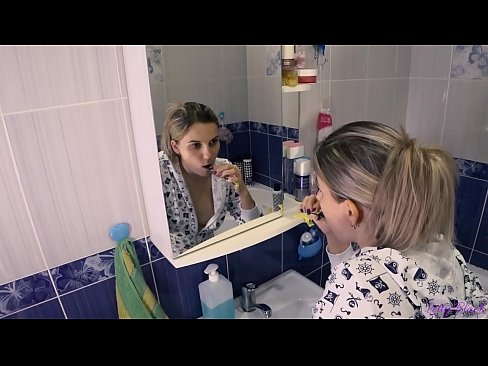 ❤️ Bidh Hack le òga ann am pajamas a’ crìochnachadh cum beòil ann an asal - letty black ❤️  Bhidio fucking  leinn gd.porngifmag-com.ru ❌️